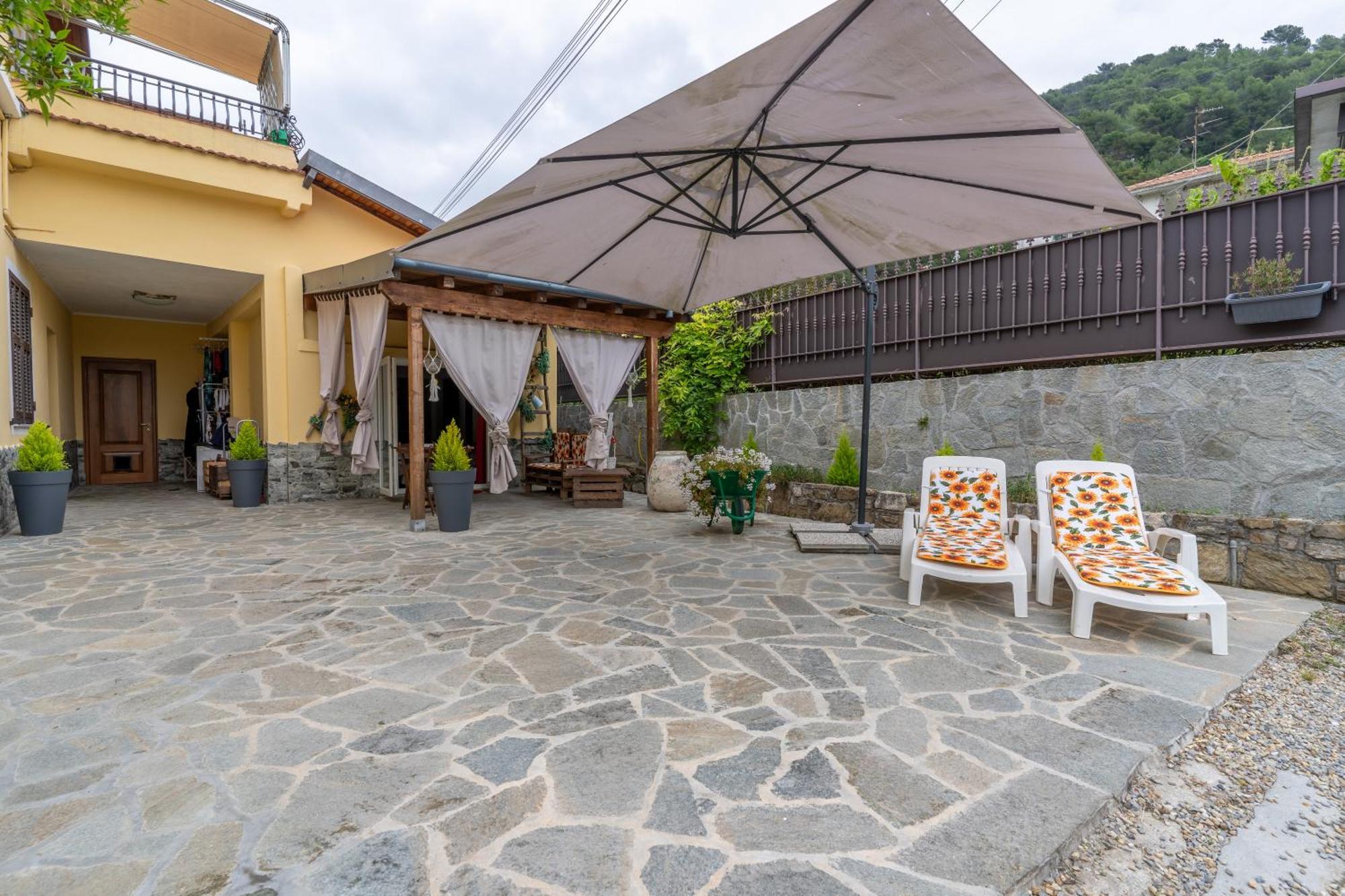 Appartamento Casa Federica Ventimiglia Esterno foto